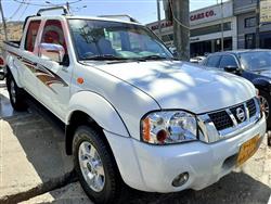 Nissan NP300